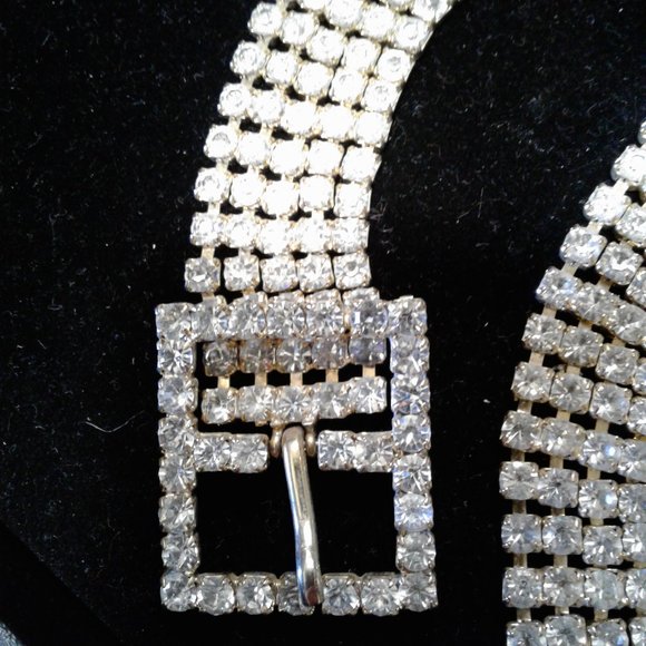 Vintage Clear Rhinestone   Gold Tone Belt  Length   33\